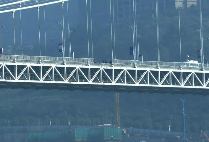 重慶公交車墜橋，引發(fā)的建筑安全思考！.png