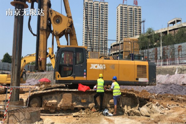 求知欲讓我了解旋挖機，求生欲讓我賴上旋挖機.jpg