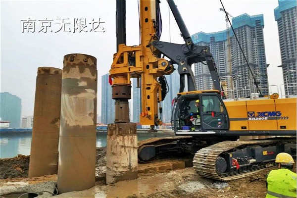 一臺(tái)旋挖機(jī)價(jià)格在多少，租機(jī)一定要看這三點(diǎn)！.jpg